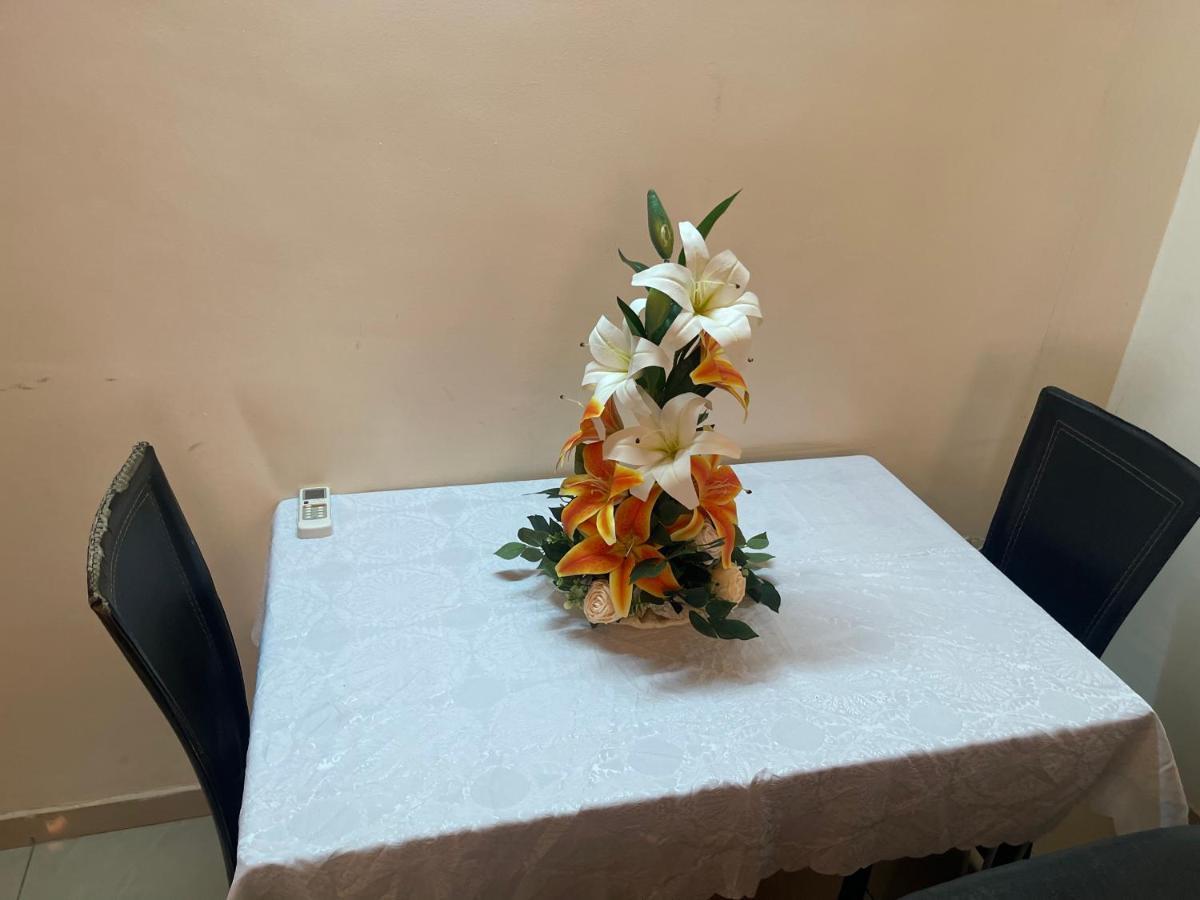 Km'S Cozy Spacious Calm Appart Meuble Yaoundé Εξωτερικό φωτογραφία