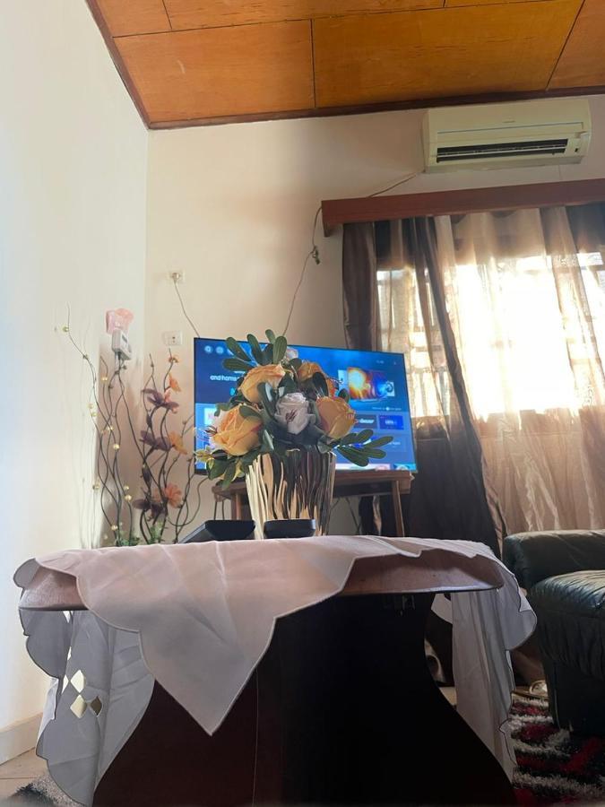 Km'S Cozy Spacious Calm Appart Meuble Yaoundé Εξωτερικό φωτογραφία