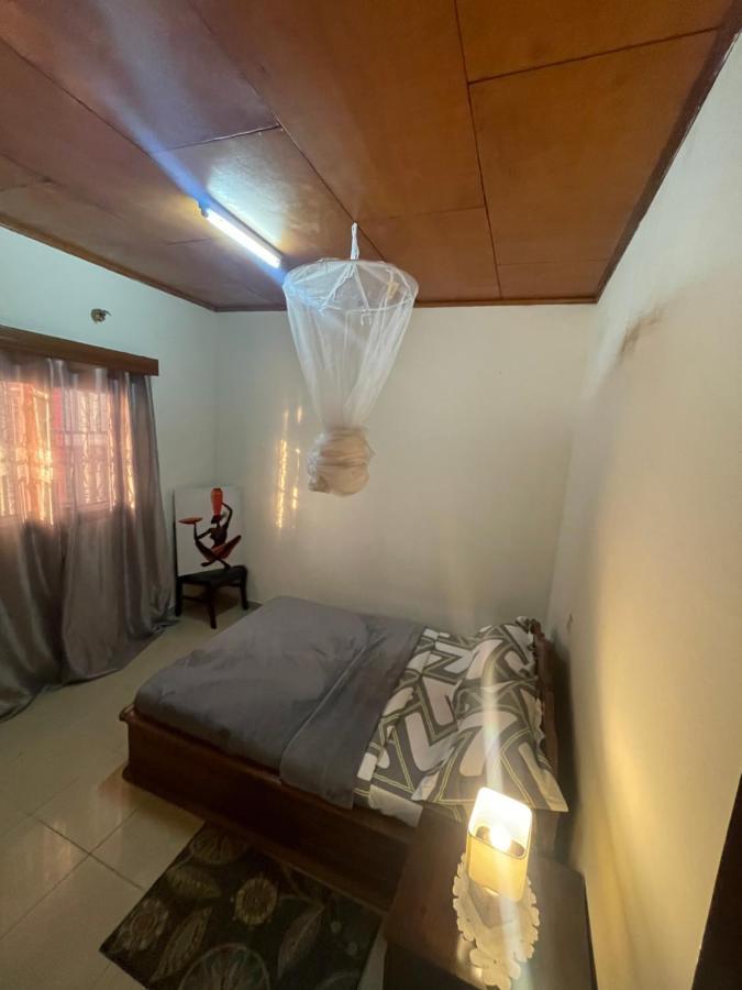 Km'S Cozy Spacious Calm Appart Meuble Yaoundé Εξωτερικό φωτογραφία
