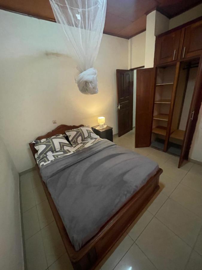 Km'S Cozy Spacious Calm Appart Meuble Yaoundé Εξωτερικό φωτογραφία